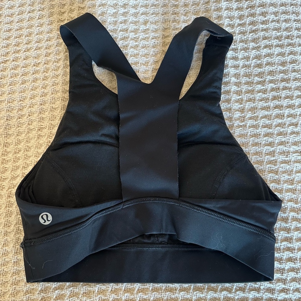 LULULEMON PADDED SPORTS BRA/CROP
